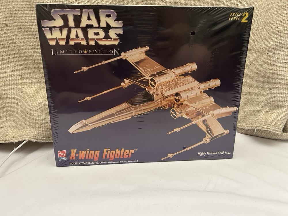 1995 AMT ERTL: Star Wars - X-Wing Fighter Model Kit Limited Edition Gold Tone